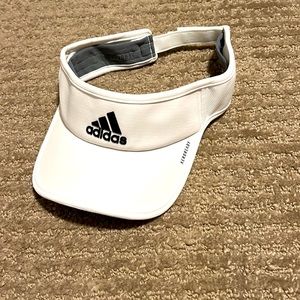Adidas tour visor adjustable